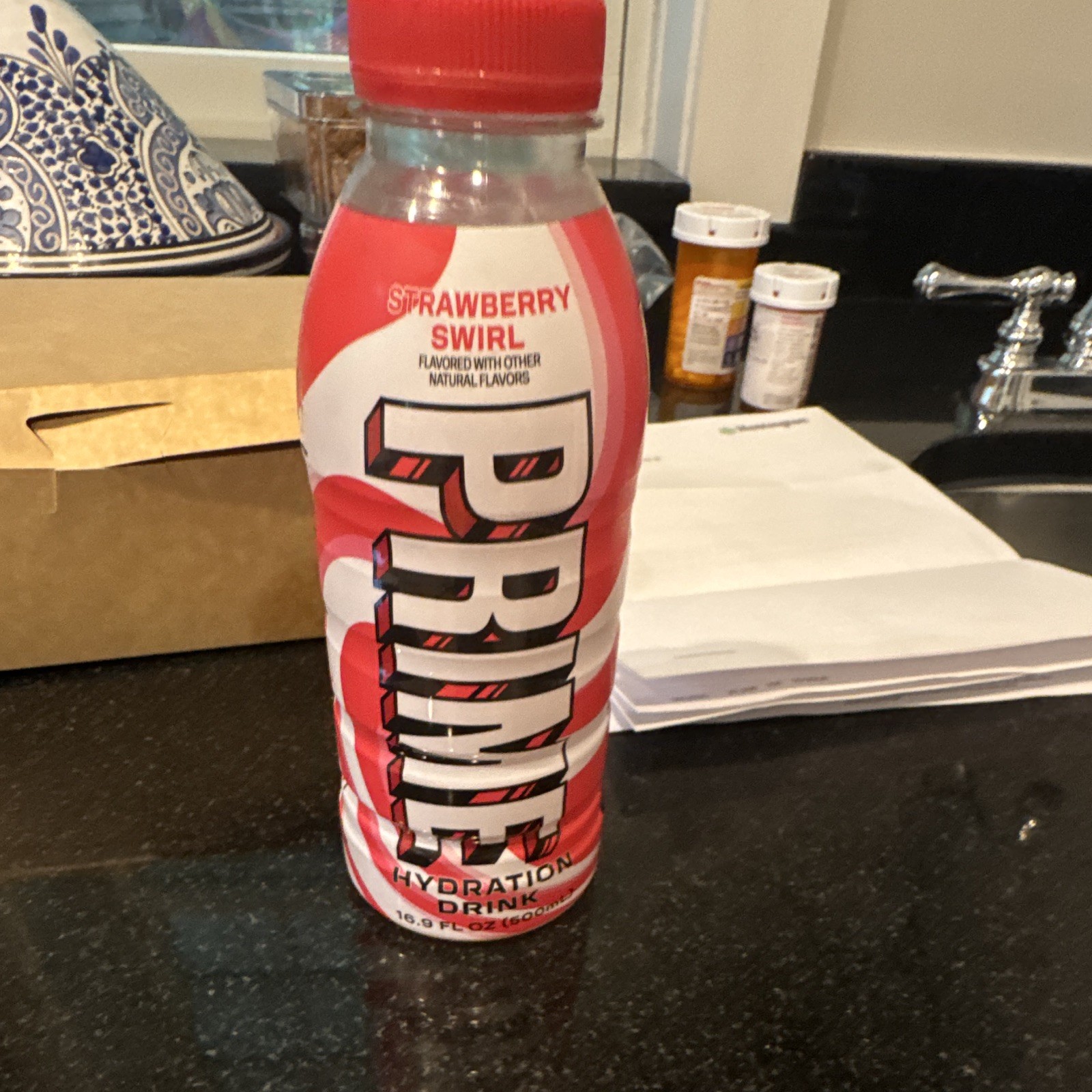 Prime Hydration Drink – Strawberry Swirl Electrolytes 16.9 fl oz
