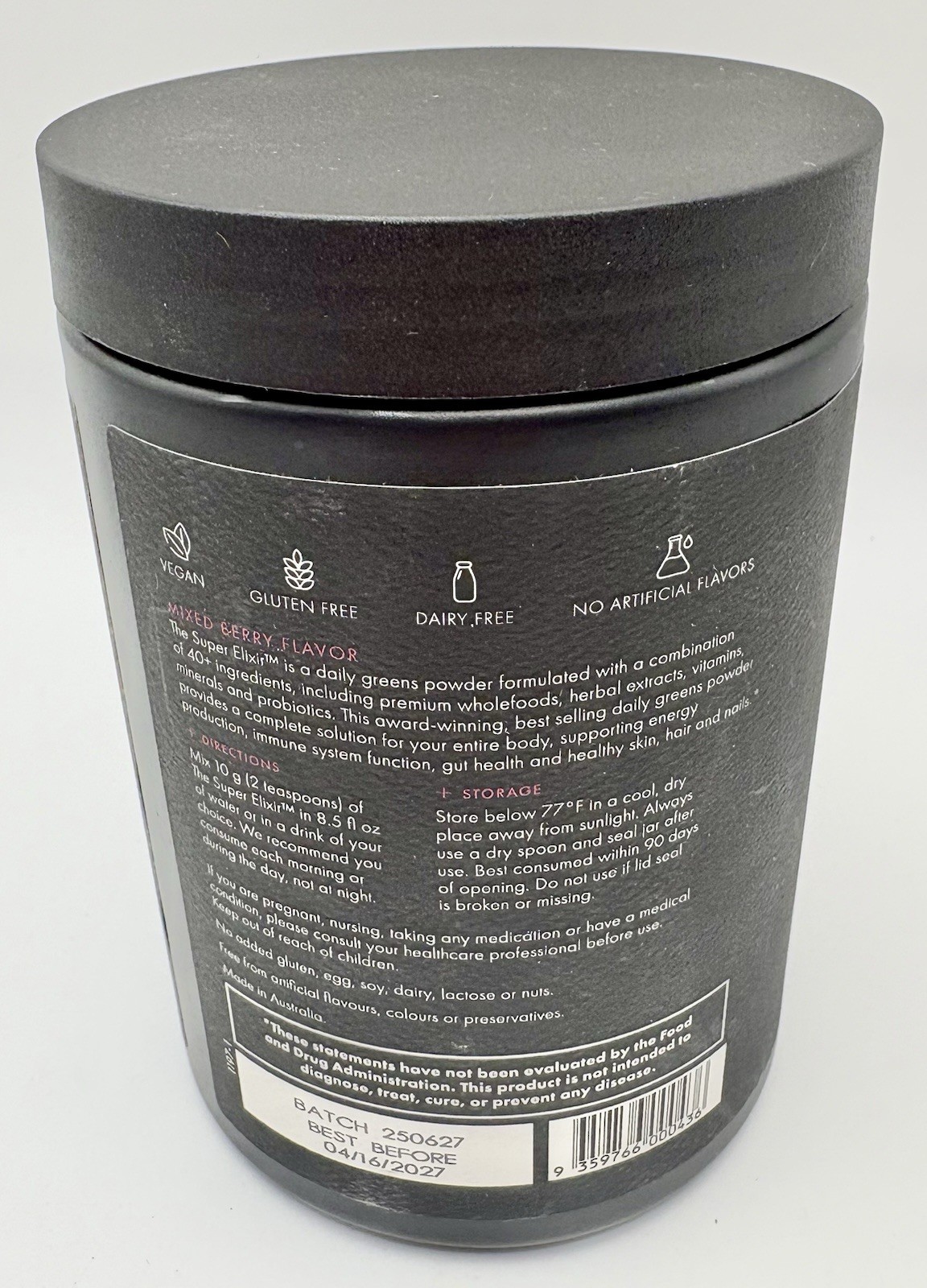 WelleCo The Super Elixir Daily Greens Probiotic Drink Mix Mixed Berry EXP 4/2027