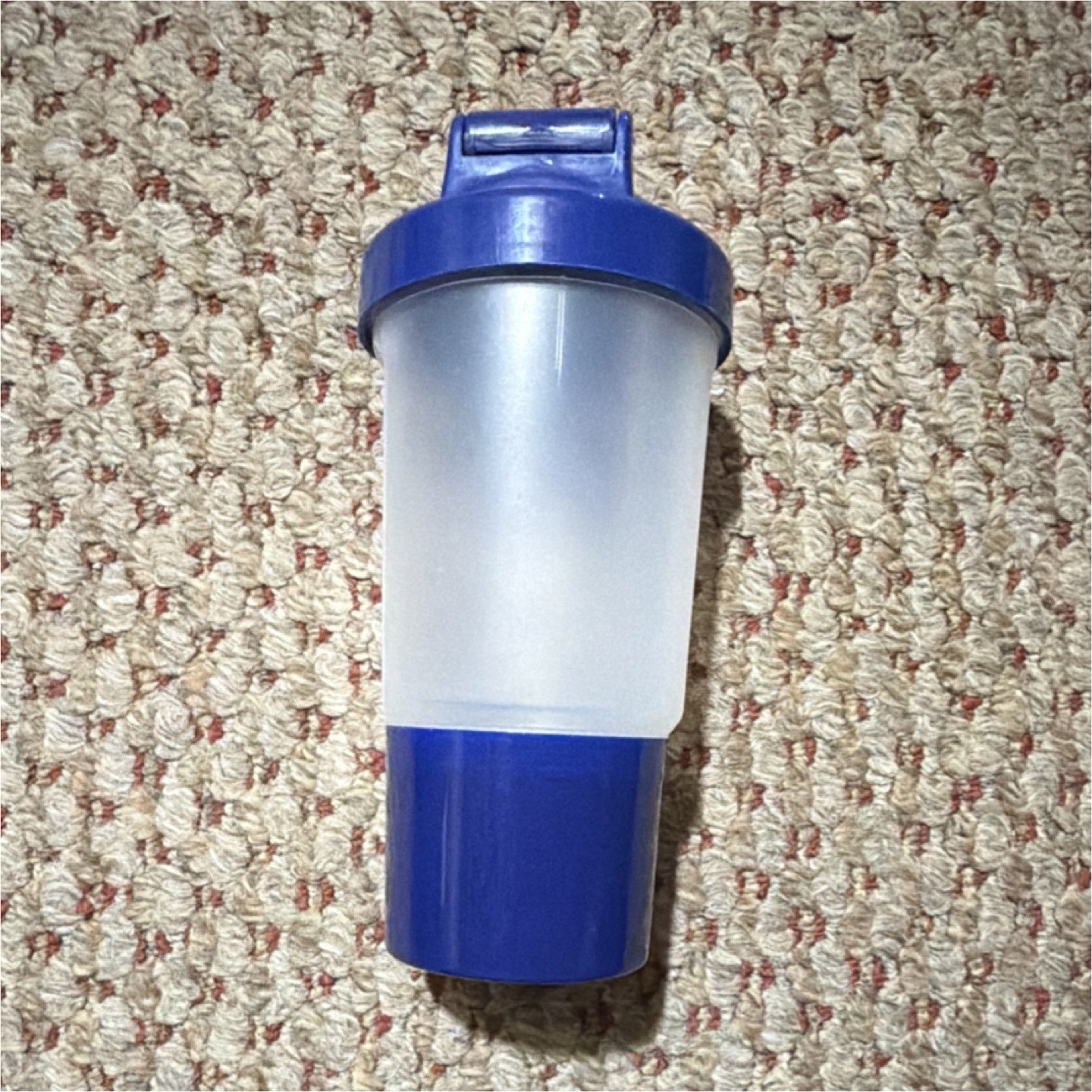 BPA-Free Plastic Polypropylene Shake Bottle Blue Clear Screw-on Lid Mixer