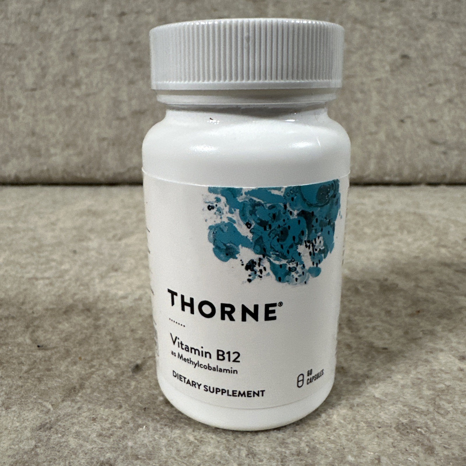 VITAMIN B12 ( 60 CAPSULES ) Sealed by Thorne • EXP : 05/2028 GLUTEN FREE