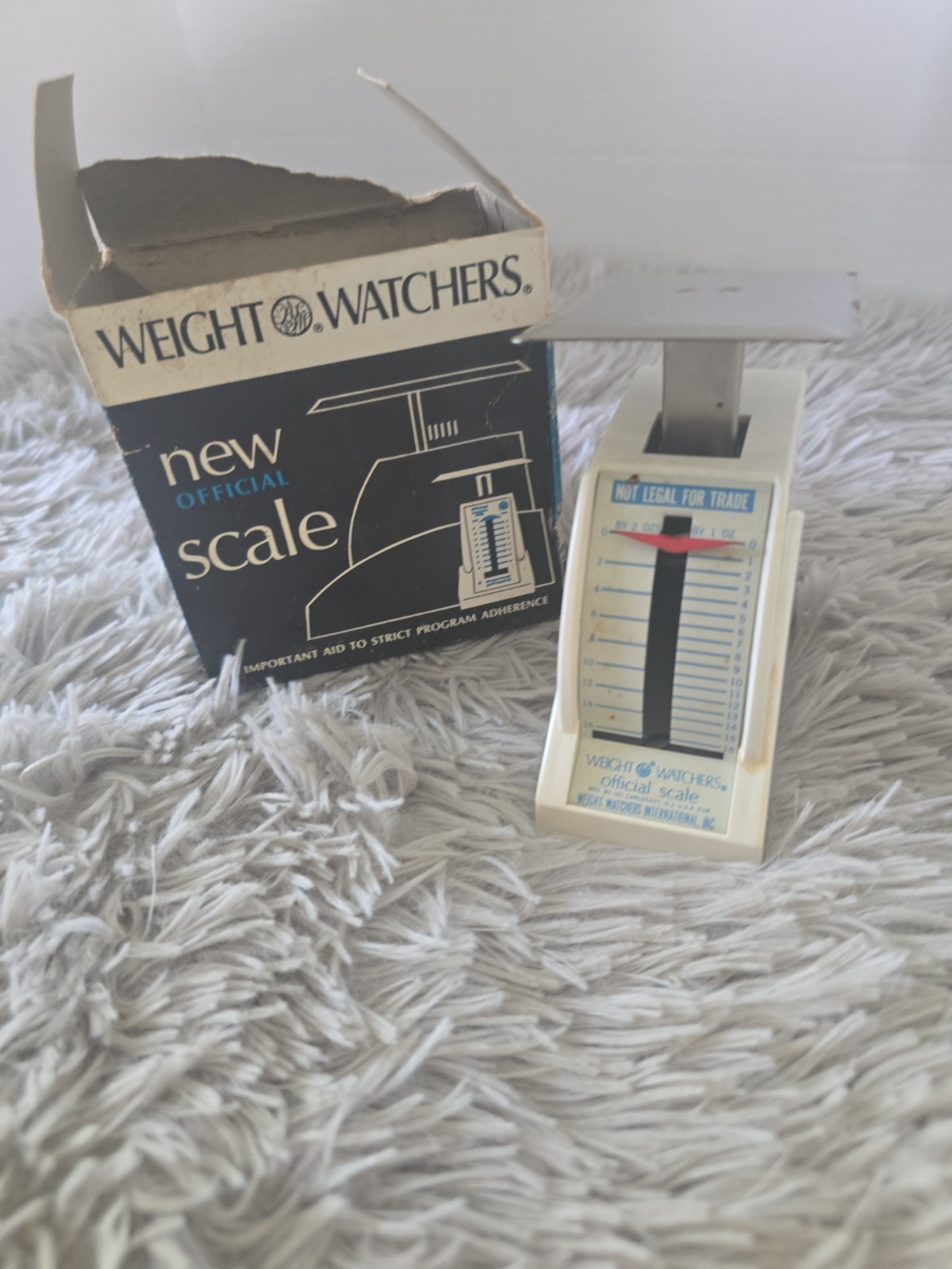 Weight Watchers – Vintage Scale – Original Box 1968 Damaged Box