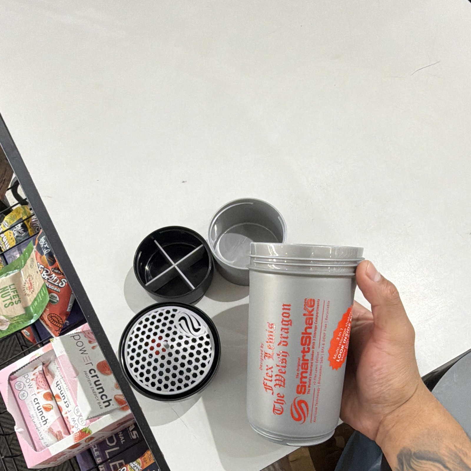 SmartShake Flex Lewis Edition 3-in-1 20oz BPA-Free Flip Lock Dragon Bottle