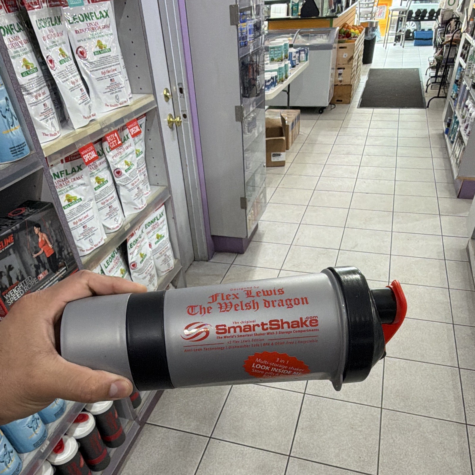 SmartShake Flex Lewis Edition 3-in-1 20oz BPA-Free Flip Lock Dragon Bottle